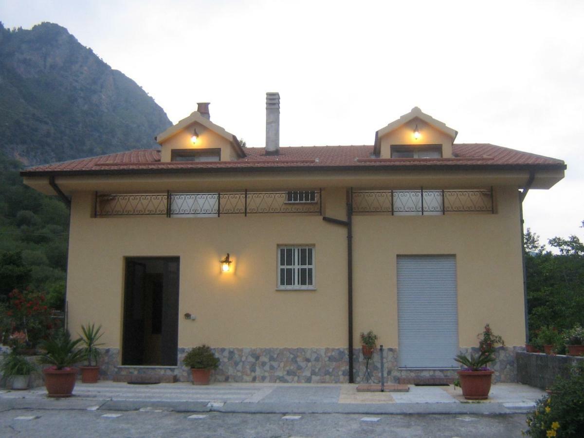 Bed and Breakfast L'Acquario Trecchina Exterior foto