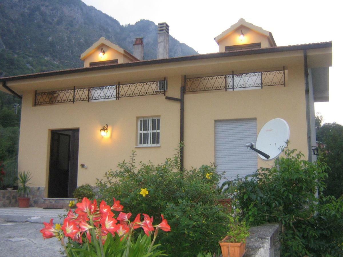 Bed and Breakfast L'Acquario Trecchina Exterior foto